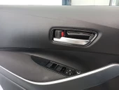COROLLA 2019+ IÇIN UYUMLU KAPI KOLU IÇ KAPLAMA - KARBON - 6