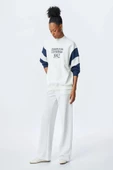 Koton Üç İplik Bisiklet Yaka Pamuklu Baskılı Sweatshirt - 2