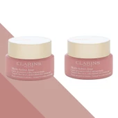 Clarins Yaşlanma Karşıtı Bakım Kremi - Multi Active Day Cream-Gel N/C 50ml. - 1