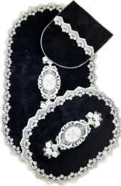 Bonny Home Lisa Siyah 3lü Fransız Dantelli Klozet Takımı Çeyizlik Banyo Halısı Paspası Seti thumbnail 2