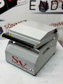 Sönmez Vakum Karton Tabak Yapıştırma Makinesi Su Böreği Döner Paketleme Makinası thumbnail 6