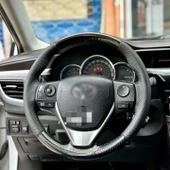 Toyota Corolla 2015-2018 Araca Özel Direksiyon Dikmeli Direksiyon Kılıfı (5D Kristal Karbon) thumbnail 1