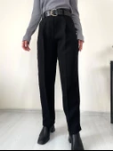 Kadın Kemerli Havuç Pantolon Siyah thumbnail 1