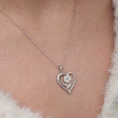 Gümüş Kalpli Beyaz Gül Kadın Kolye  SL9971 thumbnail 12