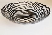 ZEBRA DESENLİ ŞEFFAF SİYAH ÇİZGİLİ CAM YEMEK TABAĞI (Özel Seri) - 2