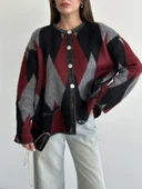 Bordo Gümüş Düğmeli Baklava Desenli Hırka - 3