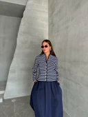 Lacivert-Ekru Yakasız Çizgi Desenli Gold Düğmeli Hırka thumbnail 4