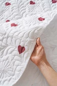Rivaİstanbul Lovely Çift Kişilik Mikro Uyku Seti 3 Parça Kalpli Yatak Örtüsü Seti thumbnail 6