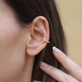 Kalp Zirkon Taşlı Cuff Gümüş Küpe thumbnail 1