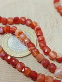 Akik Taşı Küp Şekilli Faset Kesim 4mm Dizi (55994) thumbnail 2