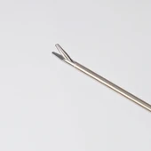 Laparoskopik Düz Needle Holder - Plastik Saplı - PraticMed - 1