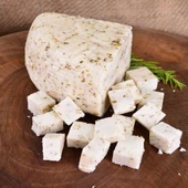 Balıkesir Yöresi Tam Yağlı Kekikli Sepet Peyniri 500Gr Vakumlu Paket - 1
