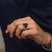 Yeşil Taşlı Kare Tasarım 925 Gümüş Yüzük thumbnail 4