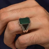 Yeşil Taşlı Kare Tasarım 925 Gümüş Yüzük thumbnail 3