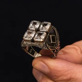 Beyaz Zirkon 4 Taşlı  925 Gümüş Yüzük thumbnail 8