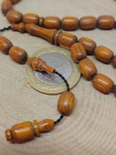 Kafur Ağacı Kapsül Kesim 33lük Tesbih 6*9mm (55826) thumbnail 3