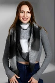 Kadın Yumuşak Dokulu Ekose Desenli Üçgen Omuz Şalı Atkı thumbnail 2