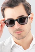 Polarize Lens Kırmızı Detaylı Siyah Wayfarer Erkek Güneş Gözlüğü - 1