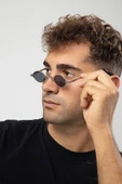 Minimal Retro Metal Elips Çerçeve Erkek Güneş Gözlüğü thumbnail 2
