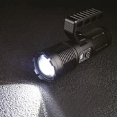 PANTHER 40W Şarjlı Ledli Profesyonel El Feneri 10.000Lm 3,7vX4 Adet Pil - 2