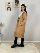 Kadın Kapüşonlu Çizgili Astarlı Taba Trençkot thumbnail 4