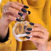 12 Adet Kendinden Yapışkanlı Tak ve Çık Mat Siyah Takma Tırnak thumbnail 3