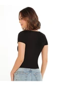 V Yaka Siyah Renk Fitilli Kısa Kollu Slim Fit Crop Top Bluz - 2