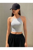 Askılı Halter Yaka Yüzücü Sırtlı Gri Renk Fitilli Crop Top Bluz - 5