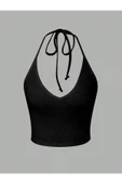 V Yaka Siyah Renk Desensiz Boyun Bağlamalı Fitilli Kısa Kolsuz Likralı Fit Crop Top Bluz - 1