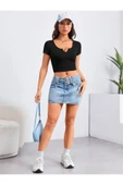 Geniş U Yaka Siyah Renk Fitilli Kısa Kollu Slim Fit Crop Top Bluz - 5