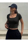 U Yaka Siyah Renk Fitilli Kısa Kollu Slim Fit Crop Top Bluz - 3