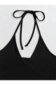 V Yaka Siyah Renk Desensiz Boyun Bağlamalı Fitilli Kısa Kolsuz Likralı Fit Crop Top Bluz - 4