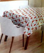 CARS BASKILI MASA VE ÇOCUK OYUN ÖRTÜSÜ (150*180 cm) thumbnail 4