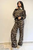 KZK003 LEOPAR DESEN KOL VE BEL KISMI SİYAH ŞERİTLİ KAZAK - 1