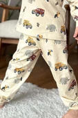 Erkek Çocuk Üzerinde Fil ve Papağan Digital Baskılı Krem Pijama Takımı - 4