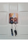 Başörtülü Kadın ve Erkek Figürlü Ahşap Anahtarlık ve Askılık - 1