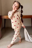 Kız Çocuk Küçük Sevimli Kalp Baskılı Krem Pijama Takımı thumbnail 1