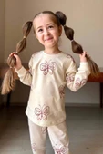 Kız Çocuk Bilekleri Manşetli Kelebek Desenli Krem Pijama Takımı thumbnail 2