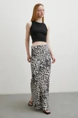 Desenli Maxi Verev Etek Ekru thumbnail 3
