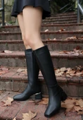 Ebrar Siyah Cilt Topuklu Çizme thumbnail 1