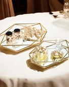 Elation Gold Prizma Söz Nişan Tepsisi ve Damat Kahve Fincan Tepsisi  gold - 1