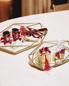 Elation Gold Prizma Söz Nişan Tepsisi ve Damat Kahve Fincan Tepsisi Kırmızı - 1