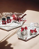 Elation Gümüş Prizma Söz Nişan Tepsisi ve Damat Kahve Fincan Tepsileri  Kırmızı - 1