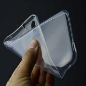 HTC Desire 816 Kılıf Zore Şeffaf İnce ve Esnek Süper Silikon thumbnail 4