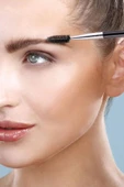 Çift Başlıklı Eyeliner ve Kaş Fırçası – Kolay Uygulama ve Mükemmel Sonuçlar - 2