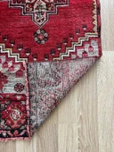 63x144 cm Vintage Yolluk, Küçük Boy El Dokuma Kırmızı Yolluk, Canlı Renkli ve Harika Kondisyonlu Ev Dekoru - 9