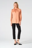 Yaka Detaylı Saten Bluz Camel - 11