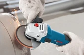 Bosch Professional GWS 7-115 Avuç Taşlama Makinesi - 2