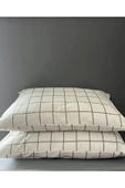 Shopyteks Kare Desen 2 Adet Fermuarlı Yastık Kılıfı 50x70 + 2 Adet Kapitoneli Yastık Koruyucu 50x70 - 3