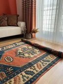 130x180 cm Büyük Boy Doğal Desenli Vintage, El Dokuma Anadolu Yün Halı, Harika Kondisyonlu Mavi Renkli Antik Halı - 4